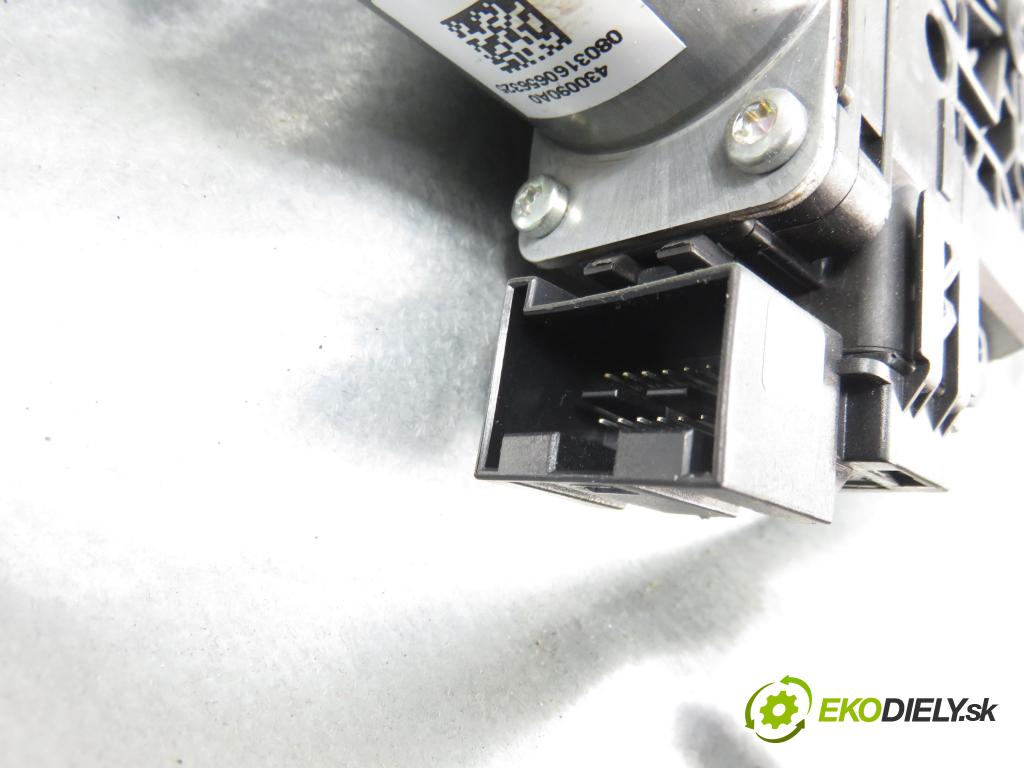 VW POLO (9N_) HB 2008 51,00 1.4 TDI - BNM 1422,00 Mechanizmus okien 6Q2959801E