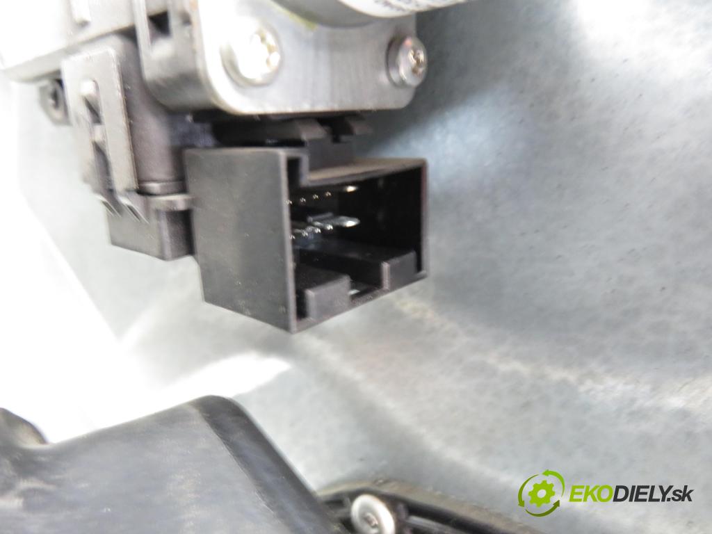 VW POLO (9N_) HB 2008 51,00 1.4 TDI - BNM 1422,00 Mechanizmus okien 6Q2959802F