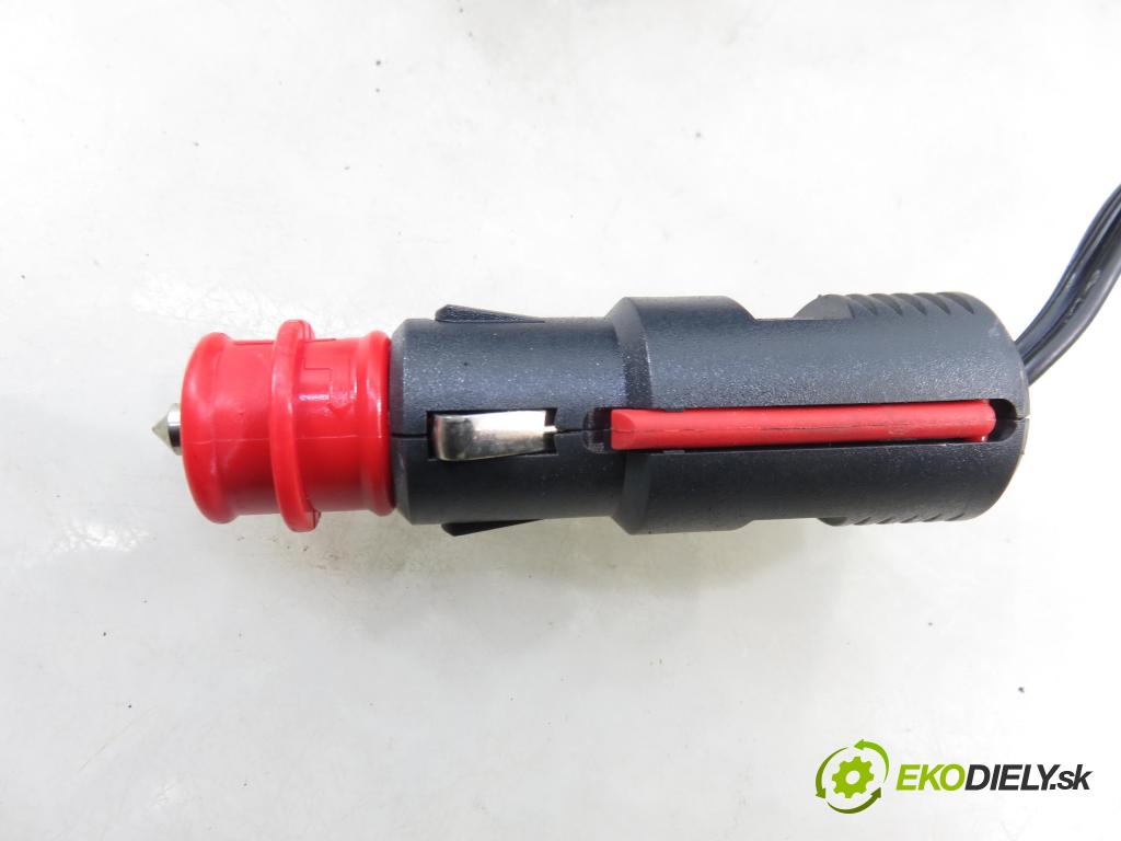 MERCEDES-BENZ VANEO (414) MINIVAN 2002 67,00 1.7 CDI (414.700) - OM 668.914 1689,00 Kompresor 0005830502