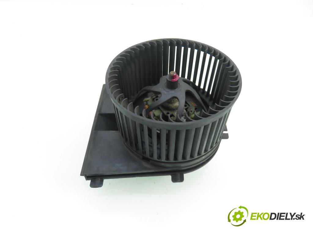 AUDI A3 (8L1) HB 2001 92,00 1.8 - AGN 1781,00 Ventilátor vetráku 1J1819021B