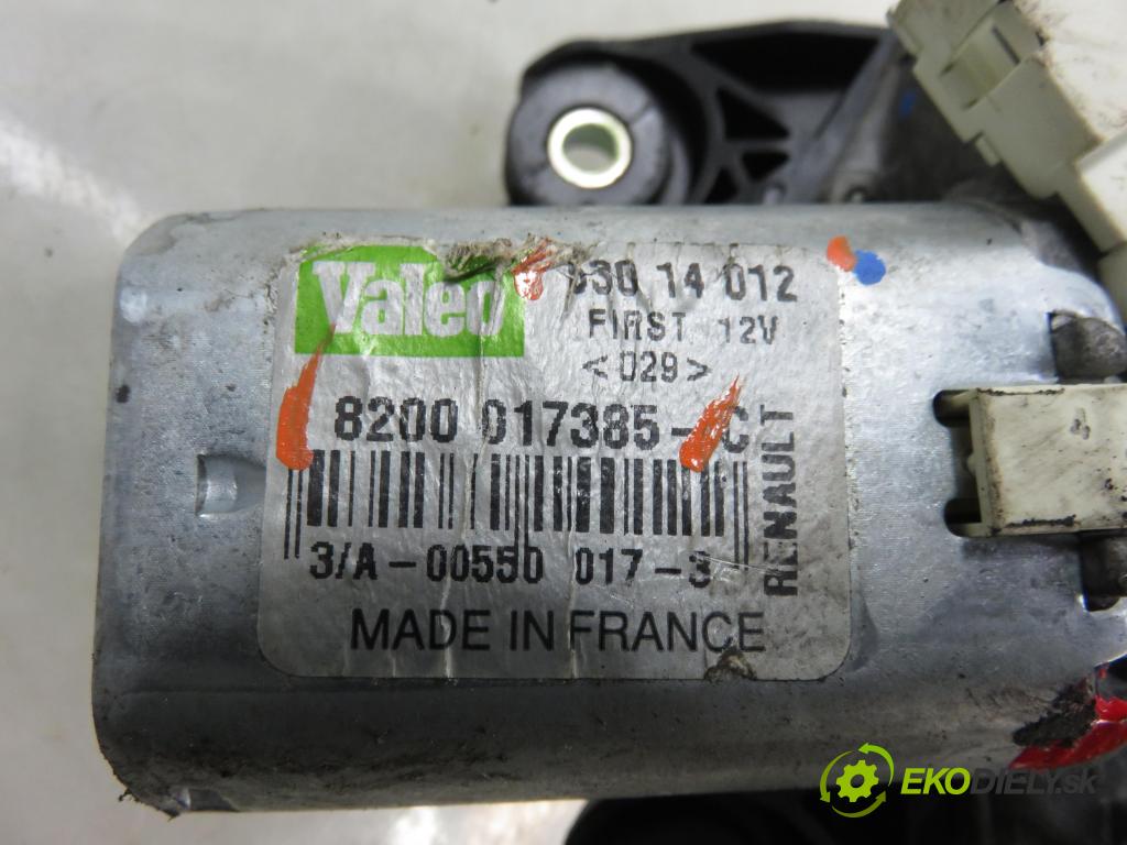 NISSAN MICRA III (K12) HB 2004 65,00 1.3 - CGA3DE 1348,00 Motorček stierače zadné 8200017385