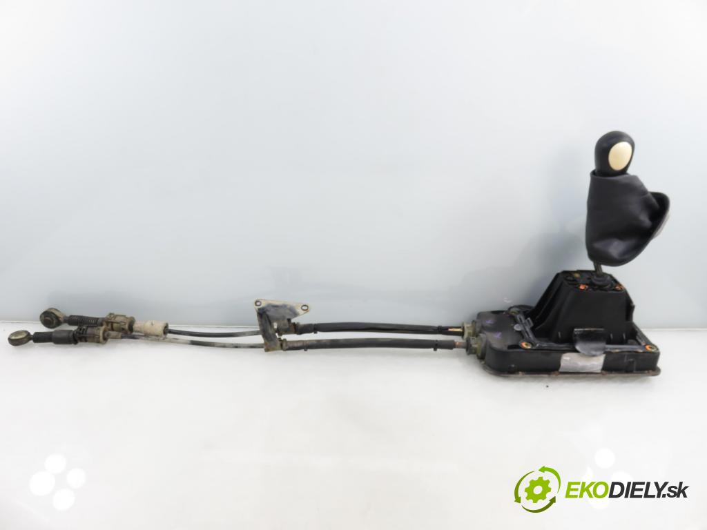 NISSAN MICRA III (K12) HB 2004 65,00 1.3 - CGA3DE 1348,00 ZVEDÁK: 3889010