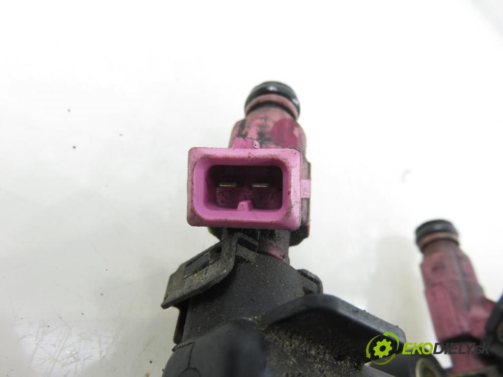 FIAT IDEA (350_) HB 2004 70,00 1.4 16V 95 - 843 A1.000 1368,00 Lišta vstrekovacia 0280156183 ; 0280151210 (Vstrekovacia lišta)