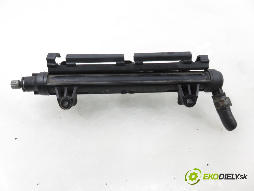 SEAT IBIZA IV (6J5, 6P1) HB 2009 51,00 1.2 12V DOHC 70 - BZG 1198,00 Lišta vstrekovacia 03E906031A ; 03E133320A ; 03E133319D (Vstrekovacia lišta)