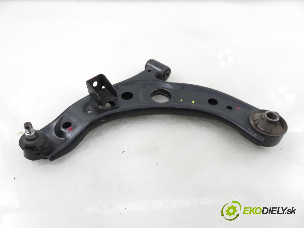 DAIHATSU SIRION (M3_) HB 2006 0,00 1.3 - K3-VE 1298,00 rameno LP TC3606