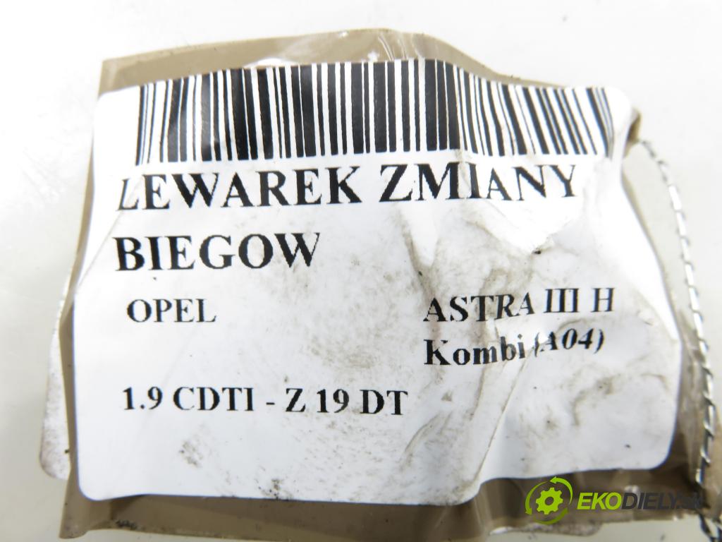 OPEL ASTRA H Kombi (A04) KOMBI 2006 88,00 1.9 CDTI - Z 19 DT 1910,00 ZVEDÁK: 055351706