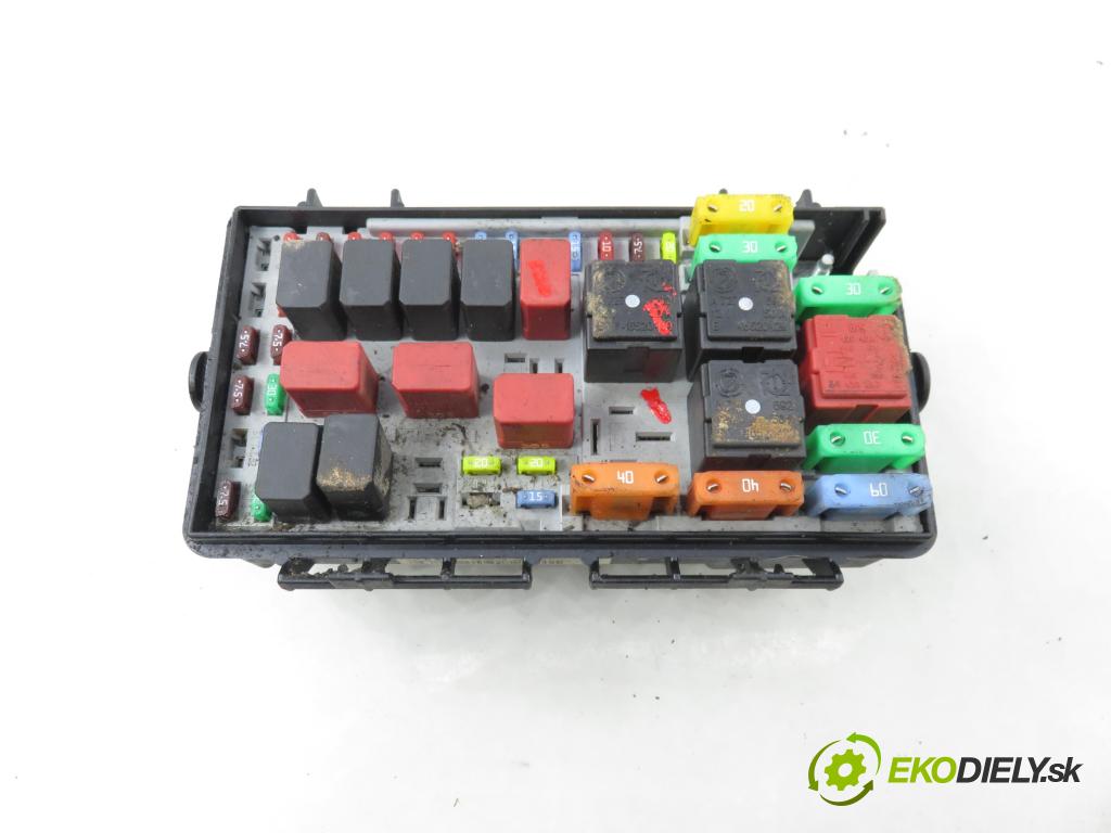 FIAT GRANDE PUNTO (199_) HB 2005 57,00 1.4 - 350 A1.000 1368,00 MODUL BSM 51737884