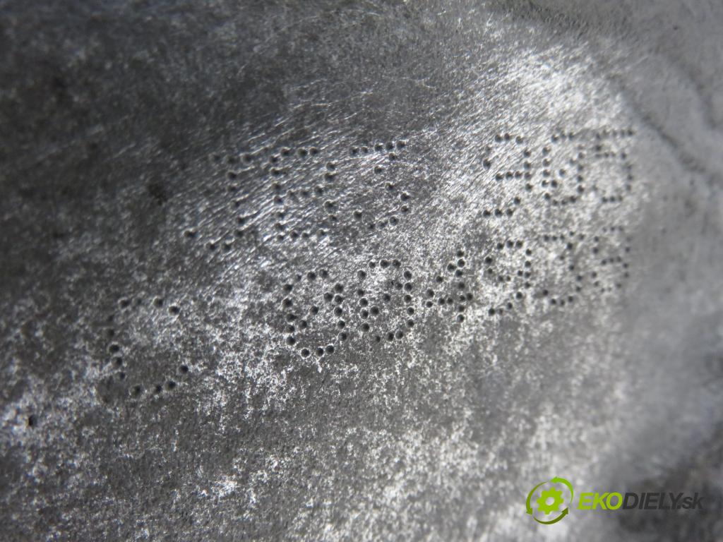 RENAULT CLIO II (BB_, CB_) HB 2002 59,00 1.9 dTi (B/CB0U) - F9Q 780 1870,00 Prevodovka MANUALNA JB3905