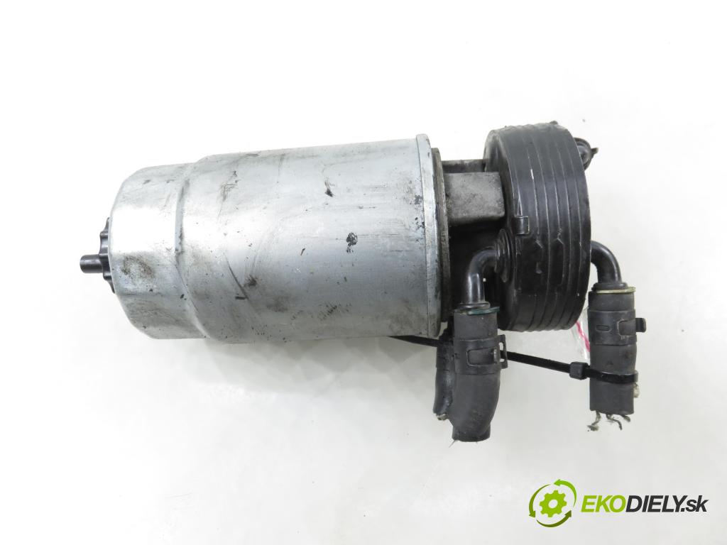 VW PASSAT B5.5 (3B3) SEDAN 2001 96,00 1.9 TDI - AWX 1896,00 paliva