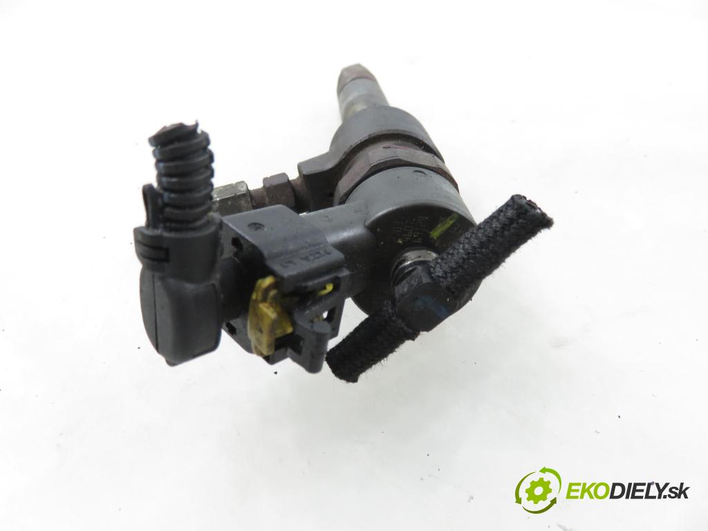 FIAT SEDICI (189_) CROSSOVER 2007 88,00 1.9 D Multijet 120 4x4 - D19AA 1910,00 vstřikovač 0445110276 (Vstřikovač paliva)