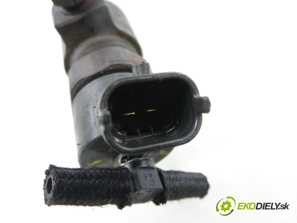 FIAT SEDICI (189_) CROSSOVER 2007 88,00 1.9 D Multijet 120 4x4 - D19AA 1910,00 vstřikovač 0445110276 (Vstřikovač paliva)