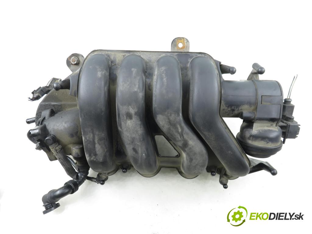 VW PASSAT B6 (3C2) SEDAN 2006 110,00 2.0 FSI - BVY 1984,00 potrubí 06F133210P