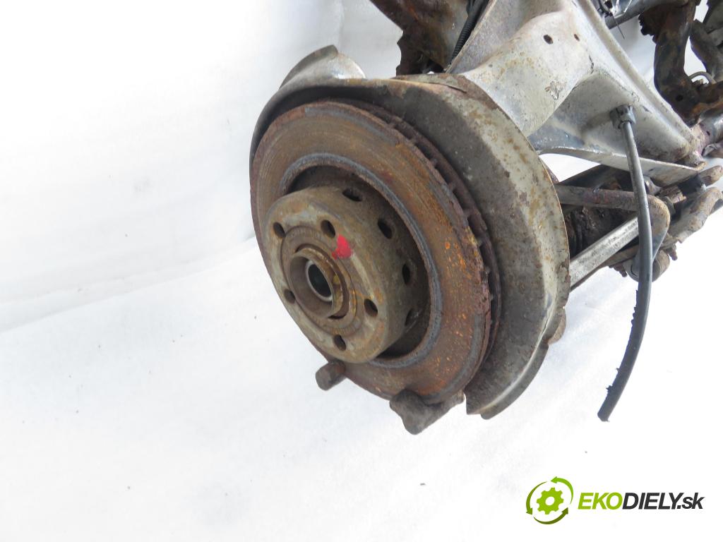 AUDI A6 Avant (4B5, C5) KOMBI 2001 220,00 4.2 quattro - ASG 4172,00 zadné