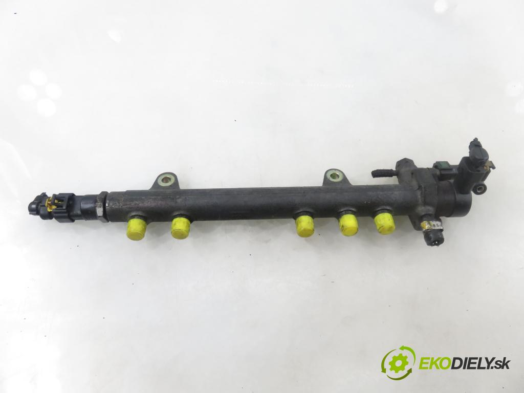FIAT IDEA (350_) HB 2005 0,00 1.3 D Multijet - 188 A9.000 1248,00 Lišta vstrekovacia 46817523 ; 0445214044 ; 0281002531 (Vstrekovacia lišta)