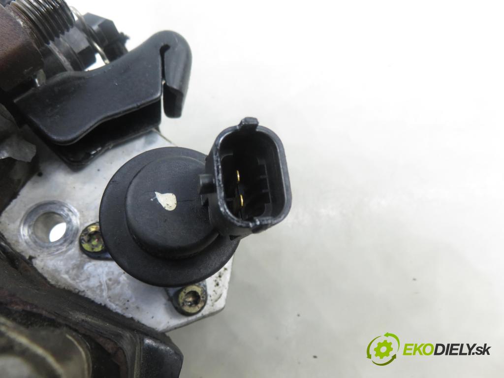 TOYOTA YARIS (_P1_) HB 2002 55,00 1.4 D-4D (NLP10_) - 1ND-TV 1364,00 pumpa vysokého TLAK: 2210033011 ; 0445010112