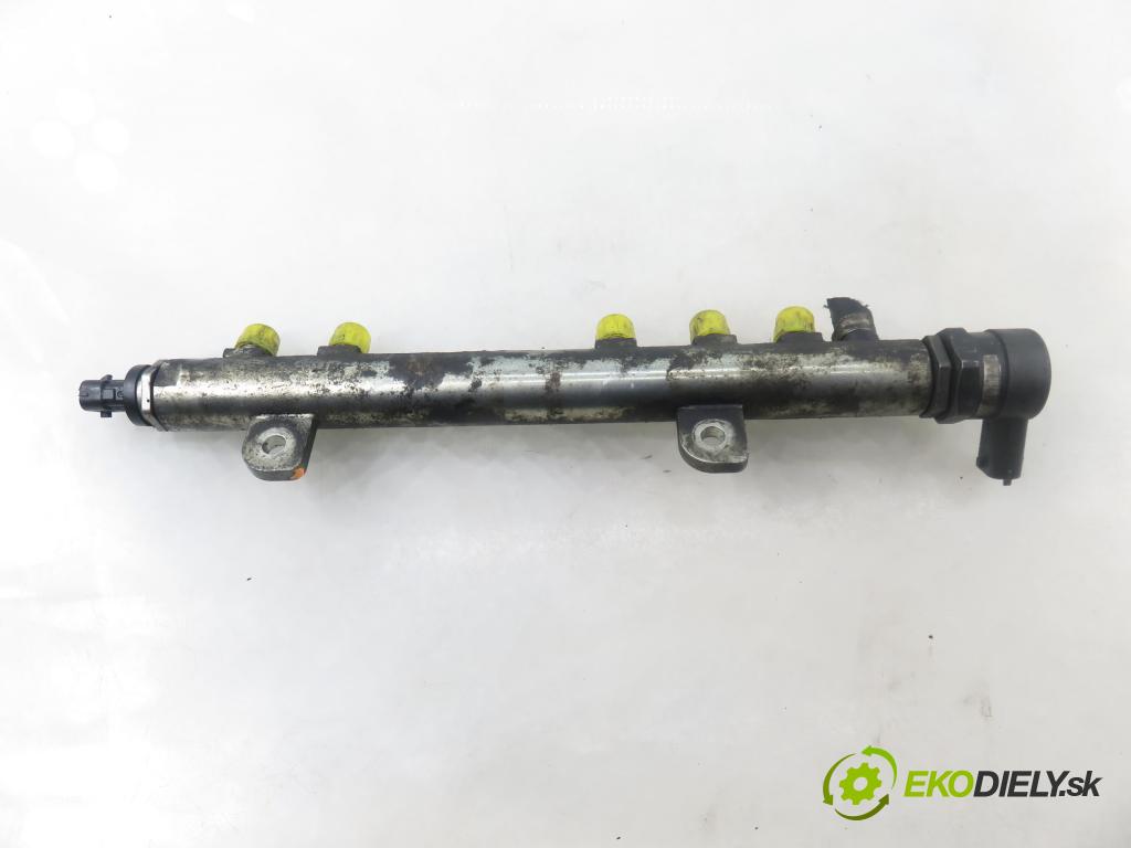 FIAT DOBLO nadwozie wielkoprzestrzenne (MPV) (119_, 223_) KOMBIVAN 2006 62,00 1.3 D Multijet - 223 A9.000 1248,00 Lišta vstrekovacia 55200517 ; 0281002507 ; 0445214086 (Vstrekovacia lišta)