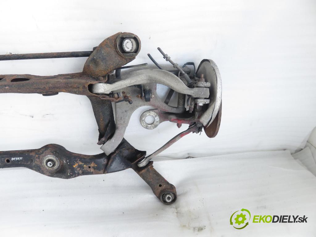 AUDI A4 Avant (8K5, B8) KOMBI 2010 125,00 2.0 TDI quattro - CAHA 1968,00 zadné