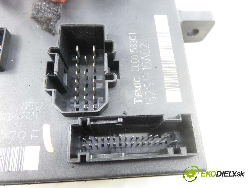 AUDI A4 Avant (8E5, B6) KOMBI 2002 96,00 1.9 TDI - AWX 1896,00 řídící jednotka světla 8E0907279F