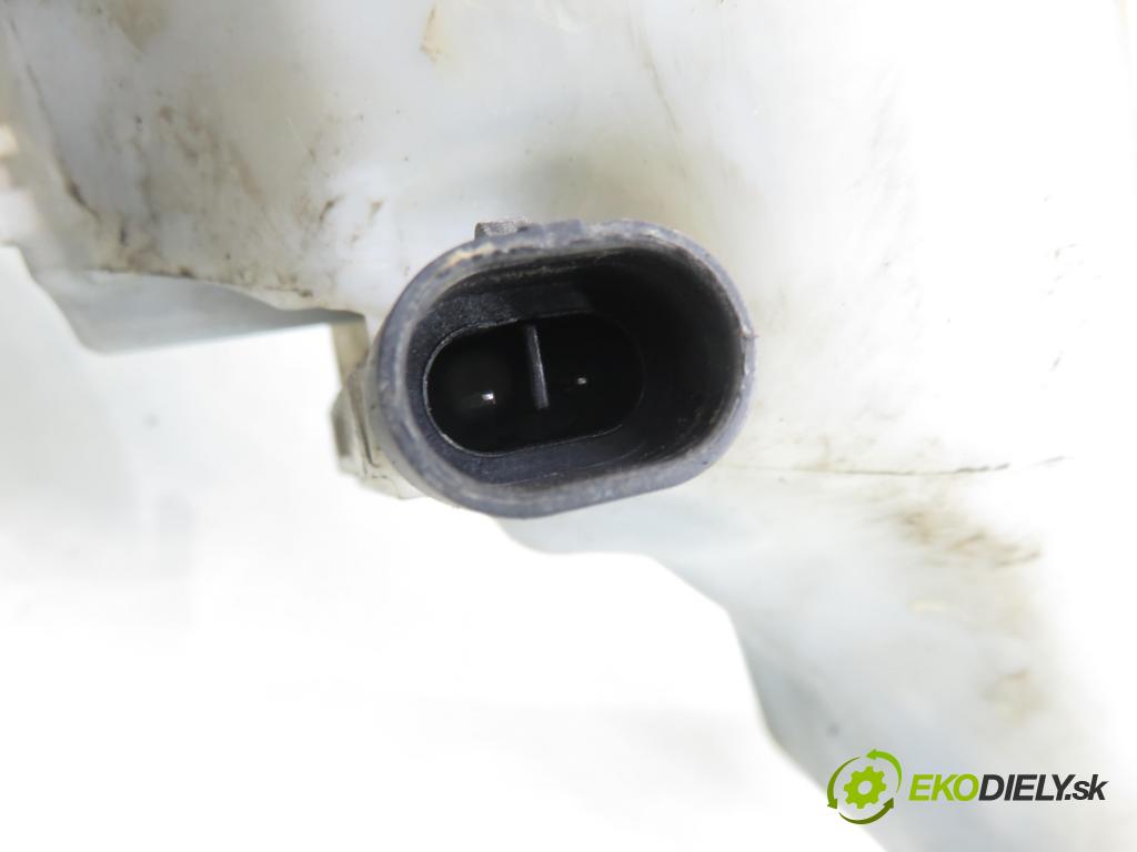 OPEL CORSA D Van HB 2009 0,00 1.2 - Z 12 XEP 1229,00 Posilovač 0204051131 ; 55701939 (Servočerpadlo)