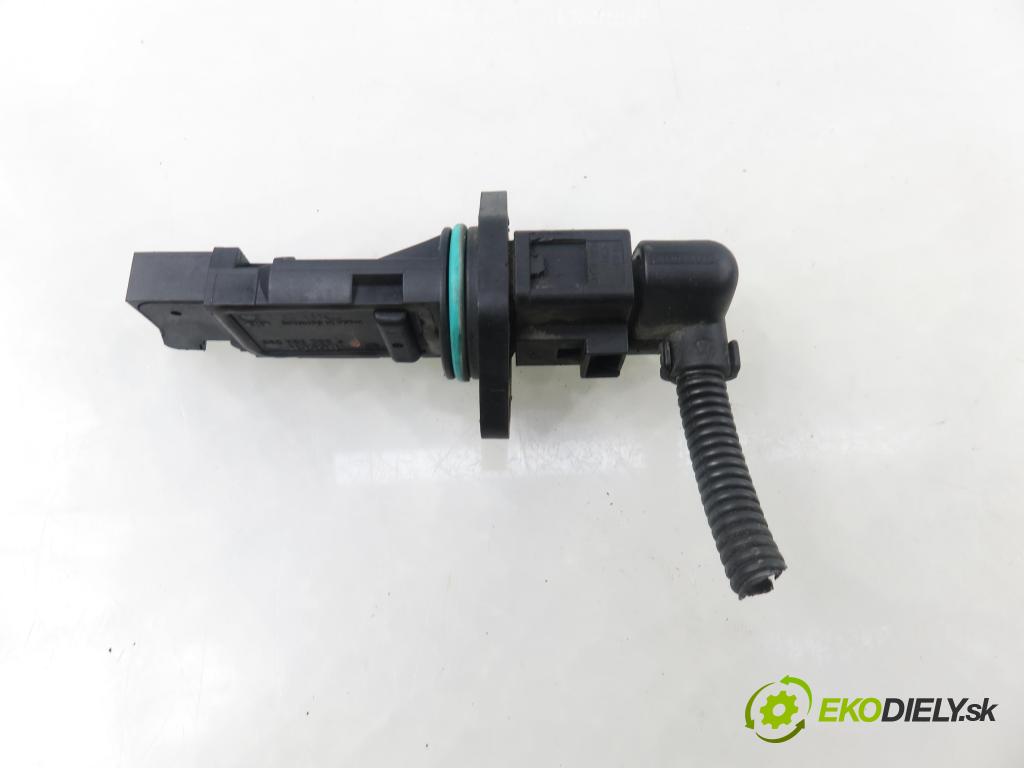 VW TRANSPORTER V Skrzynia (7HA, 7HH, 7EA, 7EH) FURGON 2004 77,00 1.9 TDI PD 105 - AXB 1896,00 váha vzduchu vzduchu F00C2G2055