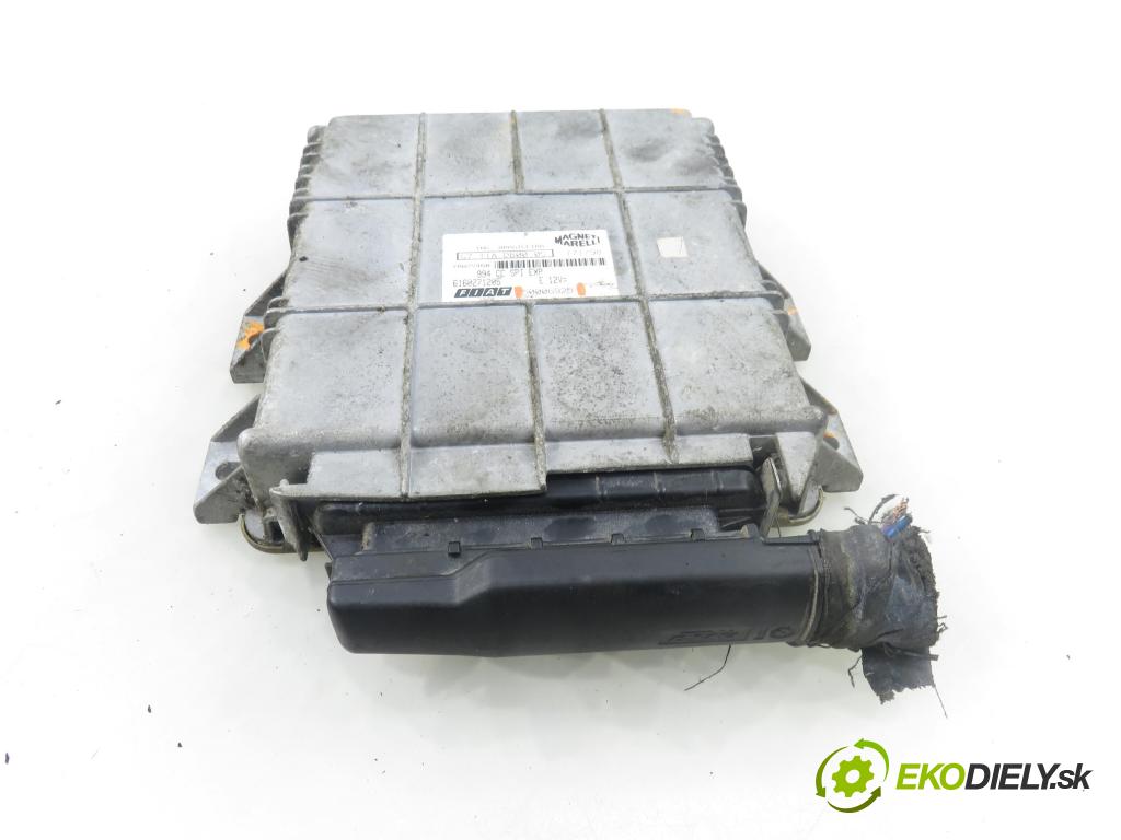 FIAT UNO (146_) HB 1998 42,00 1.0 57-146 C8.000 994,00 řídící jednotka motora 50006925