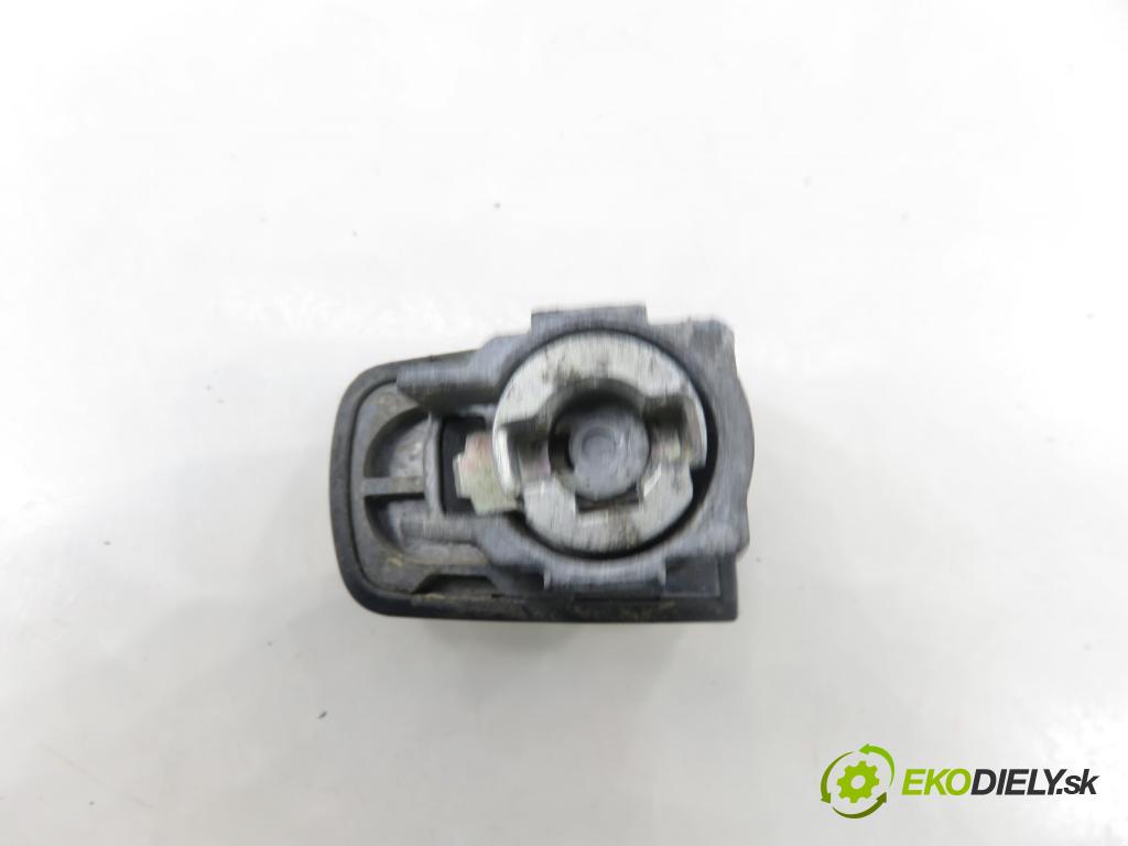 OPEL CORSA D Van HB 2009 0,00 1.2 - Z 12 XEP 1229,00 spinačka / zámky 55703083