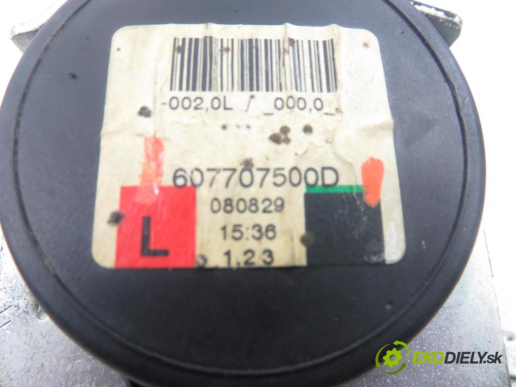 OPEL CORSA D Van HB 2009 0,00 1.2 - Z 12 XEP 1229,00 Držiak bezpečnostný LP 607707500D