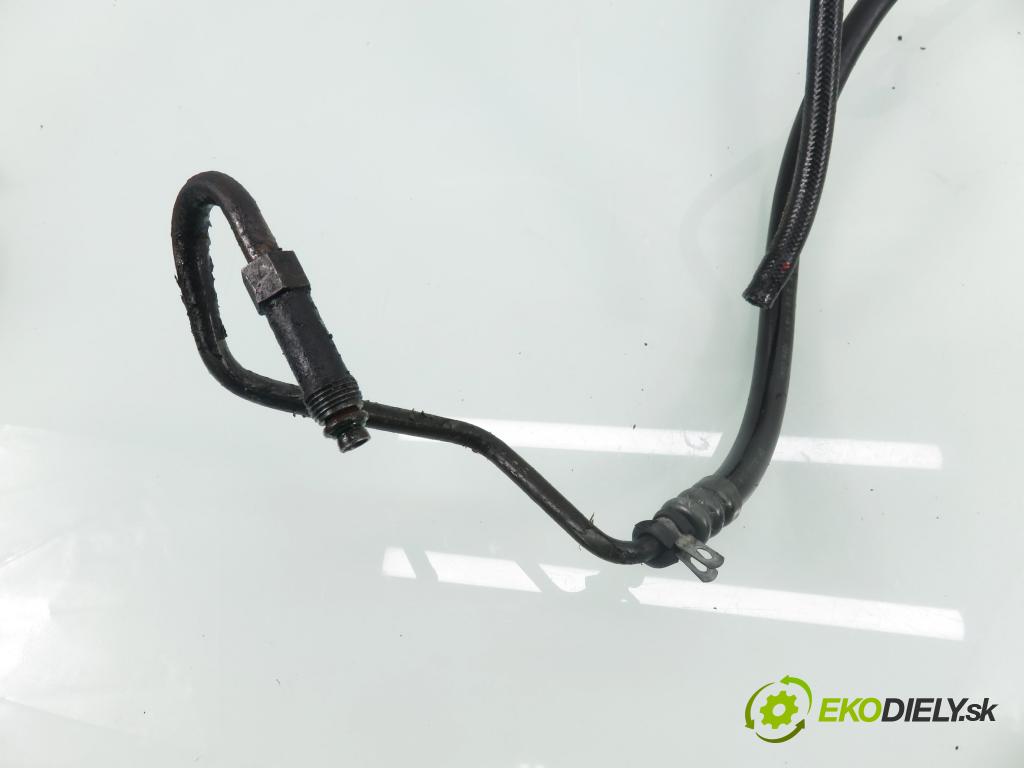 VOLVO 850 Kombi (LW) KOMBI 1997 103,00 2.5 TDI - D 5252 T 2461,00 trubka / Rúra servočerpadlo 9157742 ; 9157741