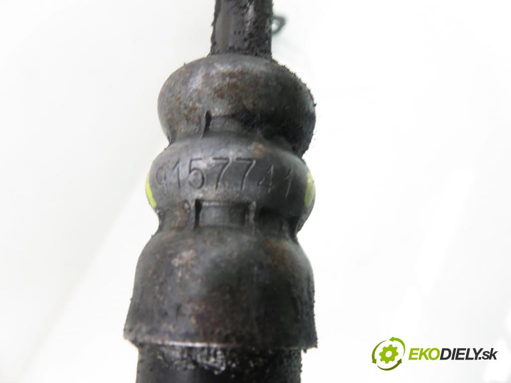 VOLVO 850 Kombi (LW) KOMBI 1997 103,00 2.5 TDI - D 5252 T 2461,00 trubka / Rúra servočerpadlo 9157742 ; 9157741