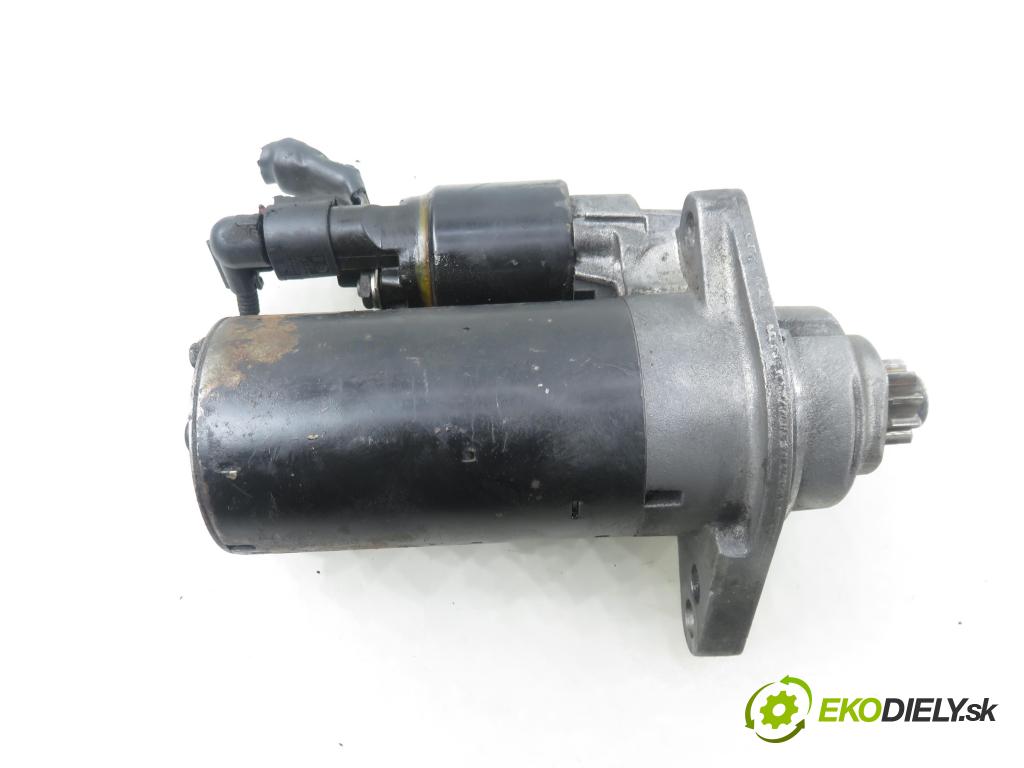 VW TRANSPORTER V Skrzynia (7HA, 7HH, 7EA, 7EH) FURGON 2004 77,00 1.9 TDI PD 105 - AXB 1896,00 Štartér 1005831311 ; 0001173012 (Štartér)