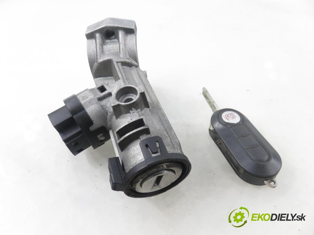 CITROEN JUMPER Skrzynia FURGON 2011 74,00 2.2 HDi 100 - 4HV (P22DTE) 2198,00 spínačka 010990013 (Spínací skříňka)