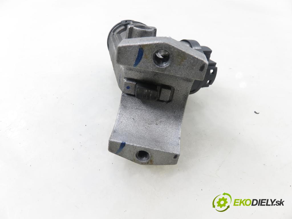 CITROEN JUMPER Skrzynia FURGON 2011 74,00 2.2 HDi 100 - 4HV (P22DTE) 2198,00 spínačka 010990013 (Spínací skříňka)