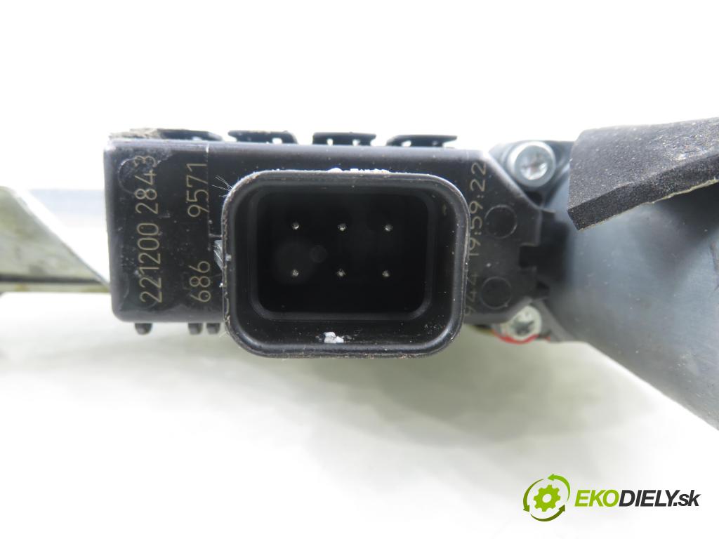 OPEL ASTRA H Kombi (A04) KOMBI 2006 88,00 1.9 CDTI - Z 19 DT 1910,00 Mechanizmus okien 994886101