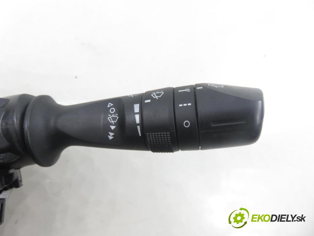 TOYOTA AURIS TOURING SPORTS (_E18_) KOMBI 2014 91,00 2.0 D-4D 124 (ADE186_) - 1AD-FTV 1998,00 páčka/prepínač 8924502060 ; 17F852