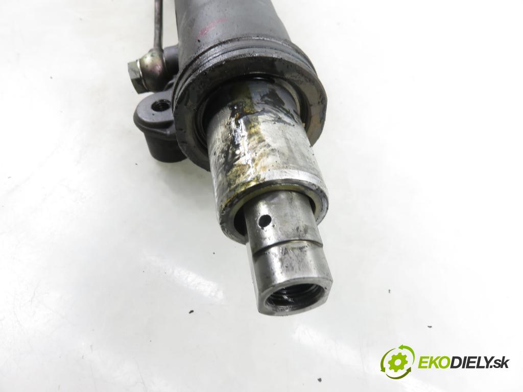 AUDI A6 Avant (4B5, C5) KOMBI 2001 220,00 4.2 quattro - ASG 4172,00 Riadenie ZE riadením 4B1422066D ; 7852974492