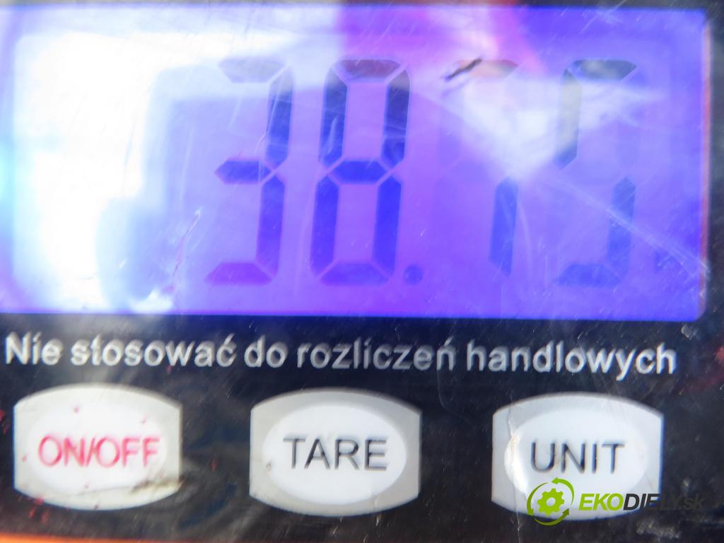 OPEL CORSA C (X01) HB 2006 55,00 1.7 DTI - Y 17 DT 1686,00 výztuha zadní část ABS