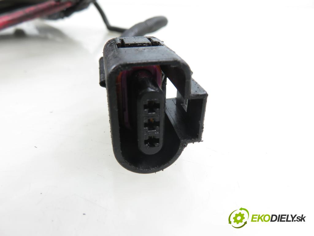 VW PASSAT B6 (3C2) SEDAN 2006 110,00 2.0 FSI - BVY 1984,00 Riadenie ZE riadením 3C1423051S ; 1K1909144L ; 7805277252