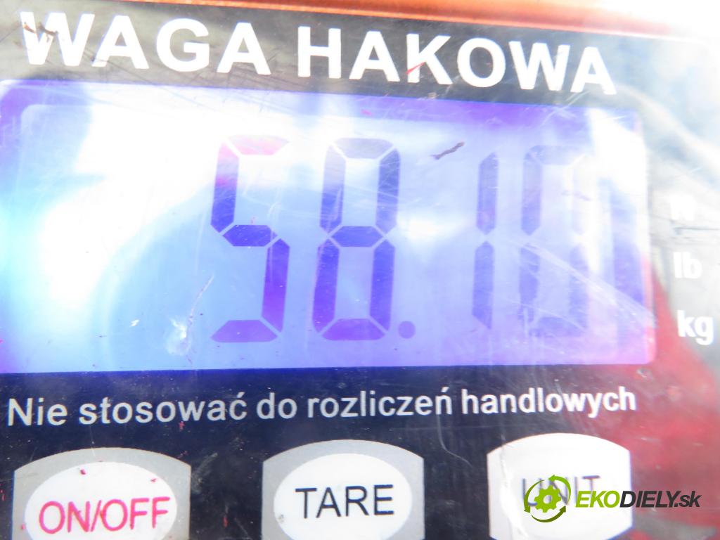 KIA SPORTAGE (SL) SUV 2011 100,00 2.0 CRDi AWD 136 - D4HA 1995,00 ZADNÍ: