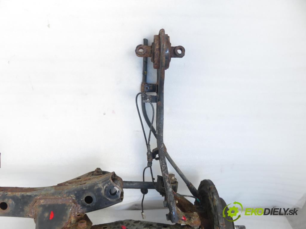 KIA SPORTAGE (SL) SUV 2011 100,00 2.0 CRDi AWD 136 - D4HA 1995,00 ZADNÍ: