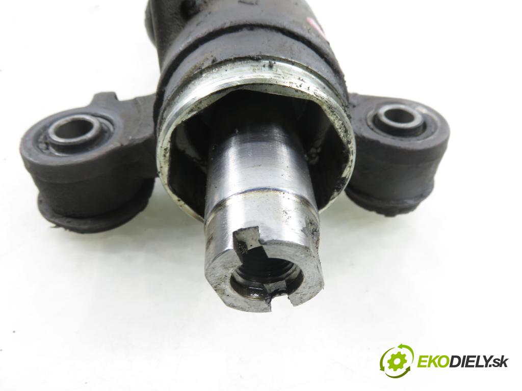 TOYOTA AVENSIS VERSO (_M2_) MINIVAN 2002 85,00 2.0 D (CLM20_) - 1CD-FTV 1995,00 Riadenie ZE riadením