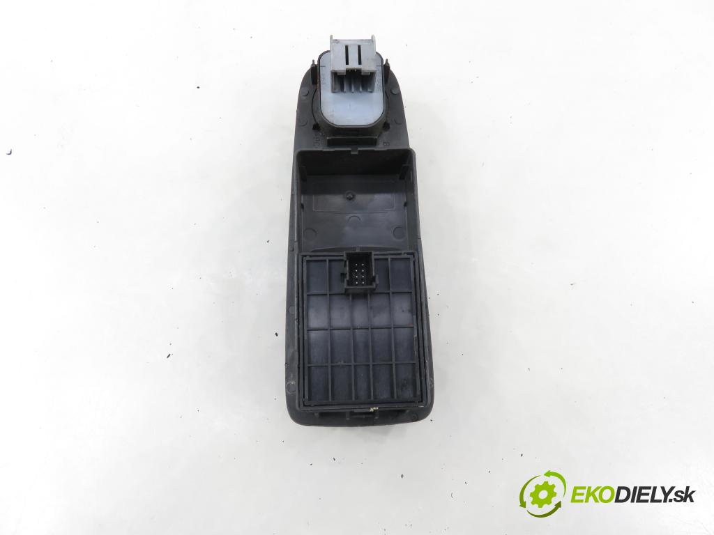CITROEN JUMPER Skrzynia FURGON 2011 74,00 2.2 HDi 100 - 4HV (P22DTE) 2198,00 Panel ovládania okien