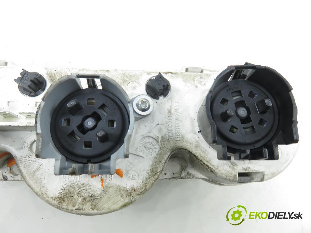 FORD FOCUS Turnier (DNW) HB 2001 66,00 1.8 TDDi 90 - C9DA 1753,00 Panel kúrenia KLIMATIZACE: 98AB18C419AF