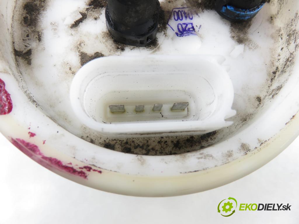 VW POLO (6N2) HB 2000 40,00 1.4 - ANX 1390,00 Pumpa paliva 6N0919051N