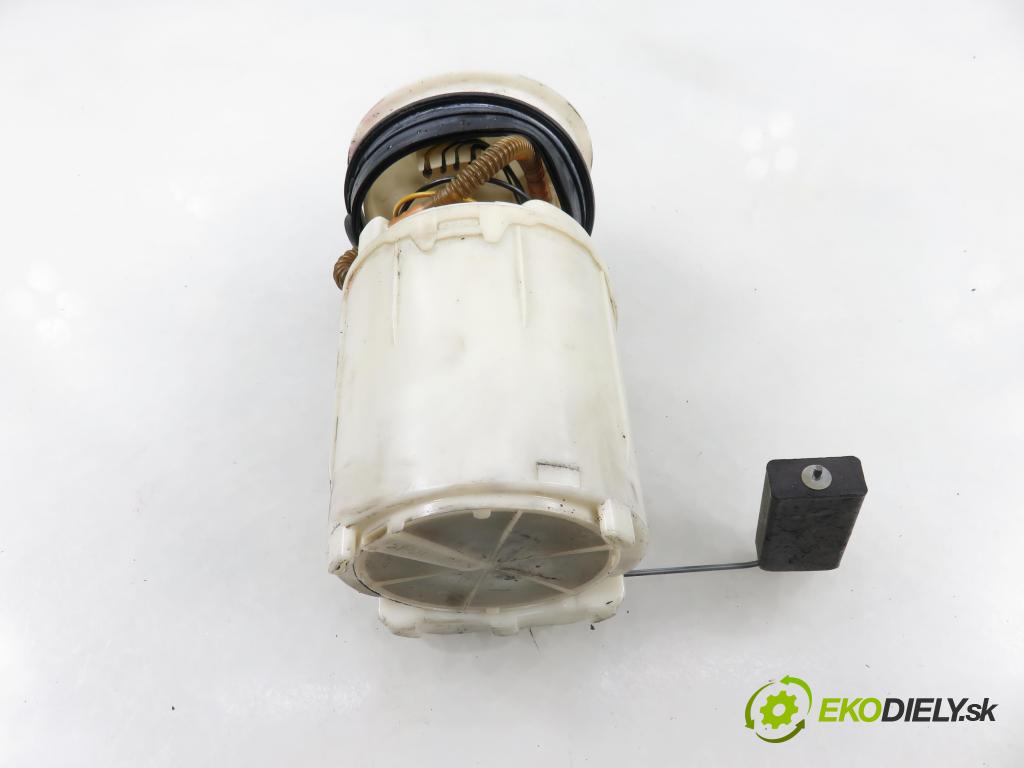 VW POLO (6N2) HB 2000 40,00 1.4 - ANX 1390,00 Pumpa paliva 6N0919051N