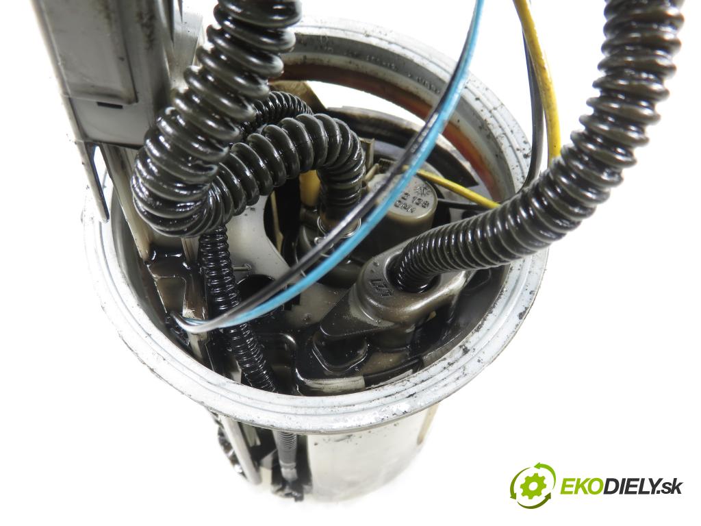 VW PASSAT B5.5 (3B3) SEDAN 2001 96,00 1.9 TDI - AWX 1896,00 Pumpa paliva 3B0919050