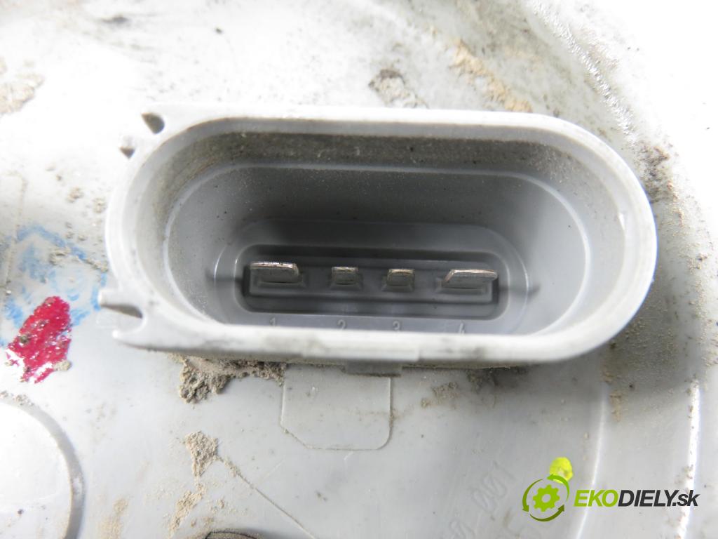 VW PASSAT B5.5 (3B3) SEDAN 2001 96,00 1.9 TDI - AWX 1896,00 Pumpa paliva 3B0919050