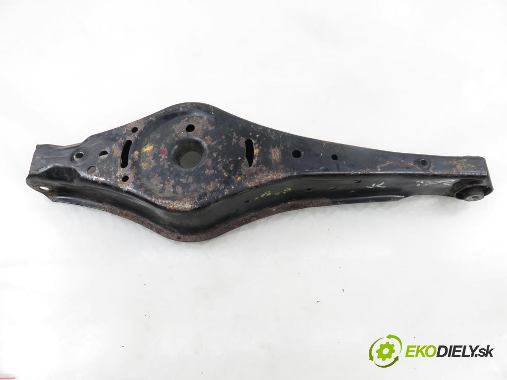 SEAT ALTEA (5P1) HB 2004 75,00 1.6 102 1595,00 Rameno pravé zadné 