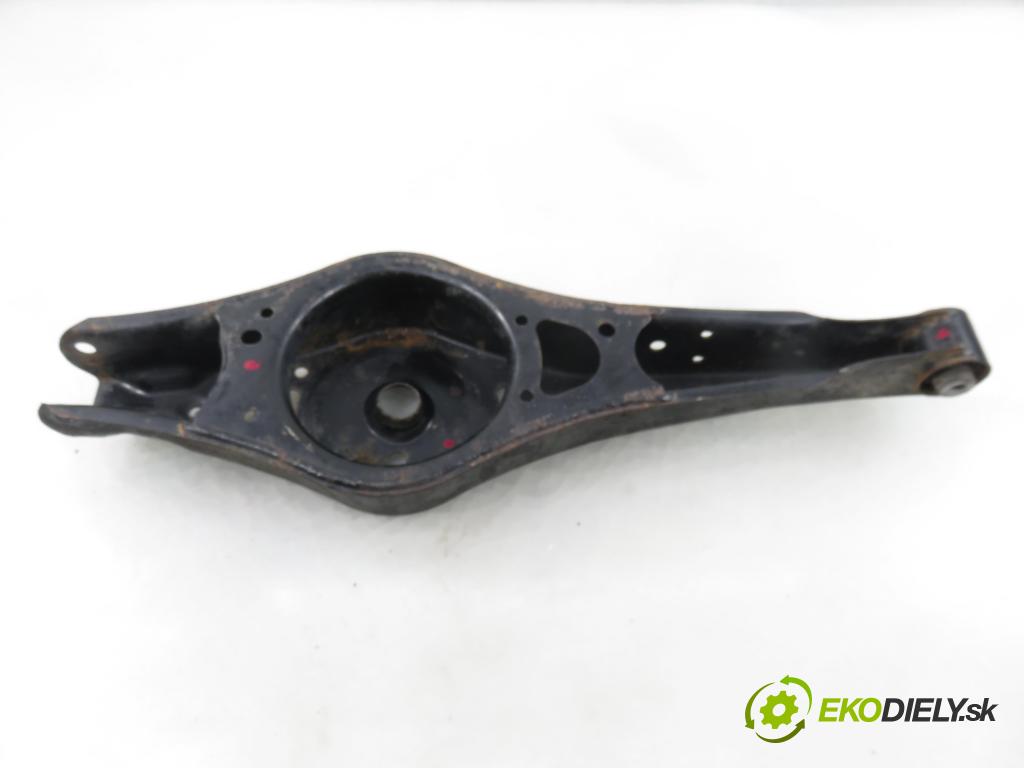 SEAT ALTEA (5P1) HB 2004 75,00 1.6 102 1595,00 Rameno pravé zadné