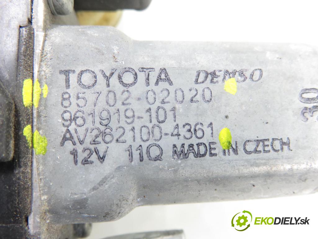 TOYOTA AURIS TOURING SPORTS (_E18_) KOMBI 2014 91,00 2.0 D-4D 124 (ADE186_) - 1AD-FTV 1998,00 Mechanizmus okien 8570202020 ; AV2621004361