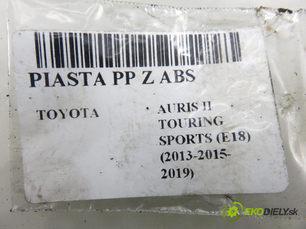 TOYOTA AURIS TOURING SPORTS (_E18_) KOMBI 2014 91,00 2.0 D-4D 124 (ADE186_) - 1AD-FTV 1998,00 náboj PP ABS 740122